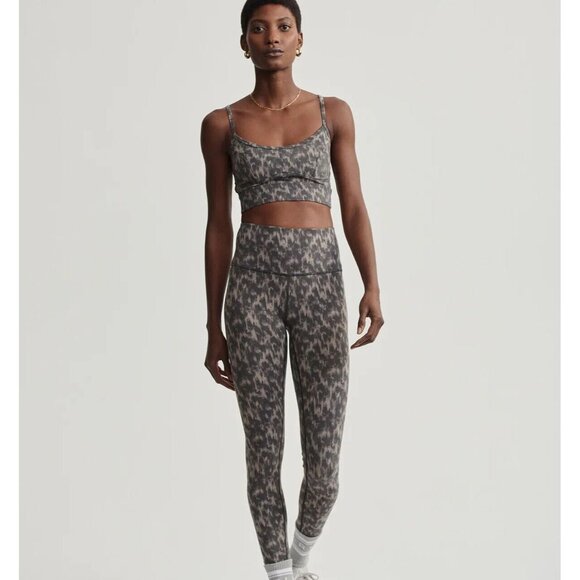 VARLEY Women Lets Move High Rise Leggings Sz XS Gray Camo Athleisure Gym 22-15 - Picture 5 of 14